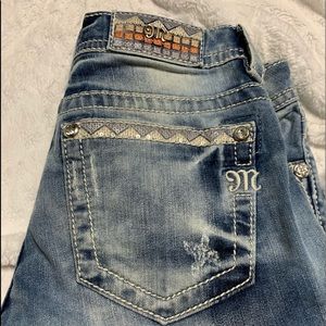 Size 28 miss me shorts!